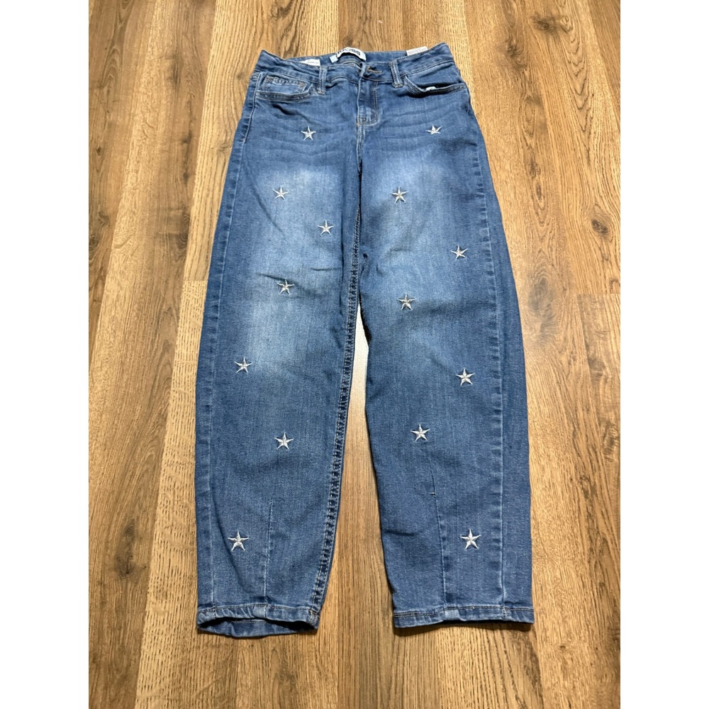 Vigoss Jeans Girls Size 10 Blue Jeans Star Embroidered Denim Parker Barrel Leg